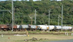 Petroleum rail tankers